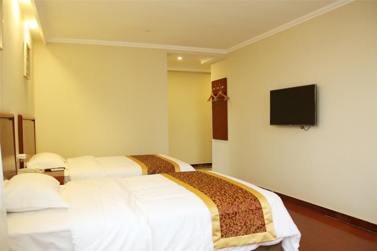 Greentree Inn Zhejiang Jiaxing Nanyang College Henglong Square Business Hotel Exterior photo